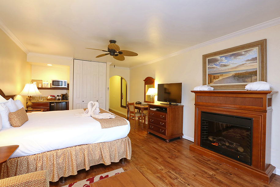 Oceanview King Room with Fireplace
