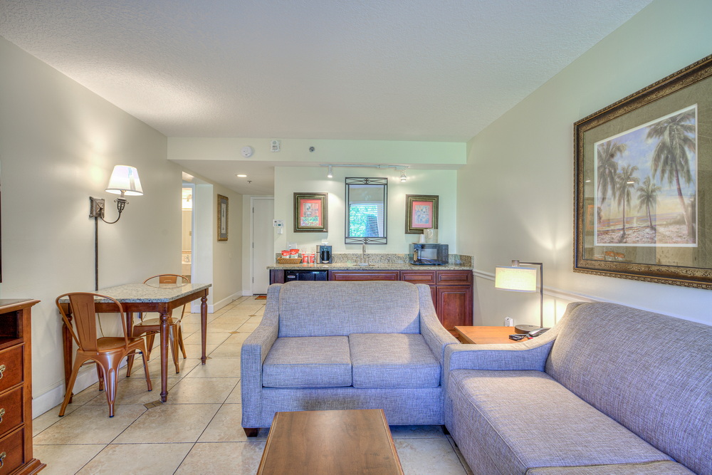 Garden View King Suite